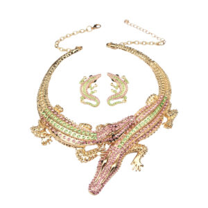 Croc crystal neckless